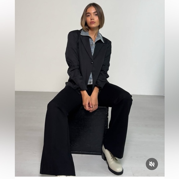 Demi Layered Blazer Two looks in one, the Paige removable denim mixed media XS - Picture 3 of 8